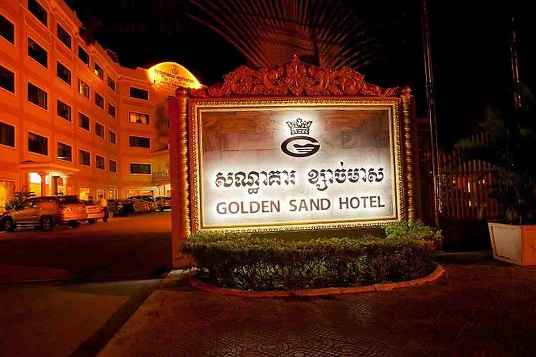 Golden Sand Hotel and Casino với thiết kế tráng lệ